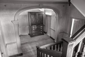 1705 staircase in original stair tower; archway and wall finishe